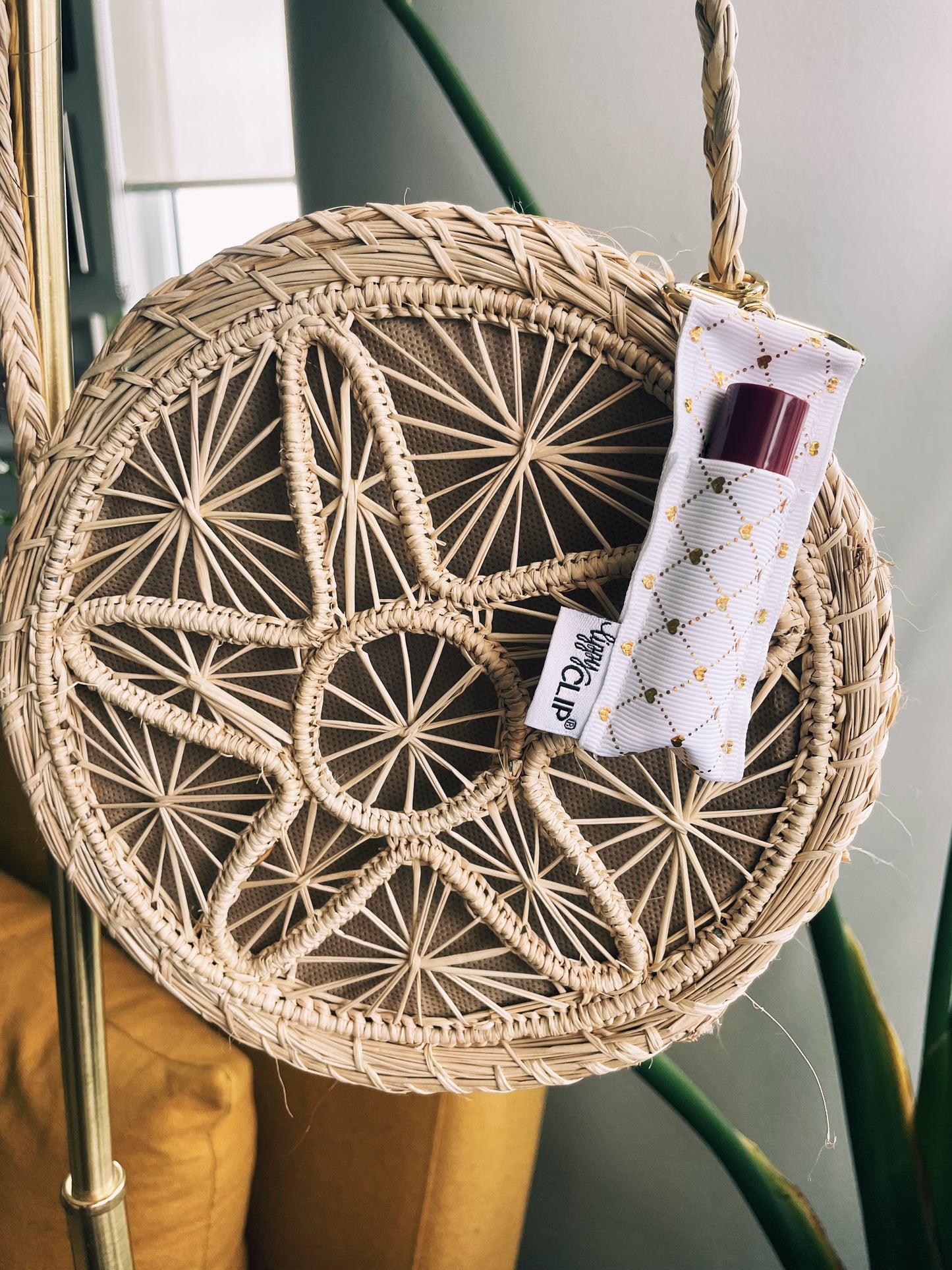 Gold Lattice on White LippyClip®